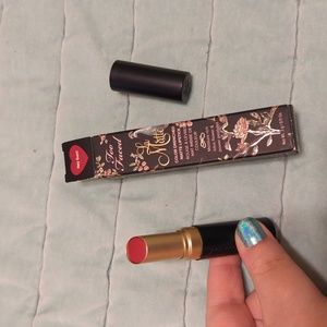 NIB Too Faced La Matte full size lipstick
